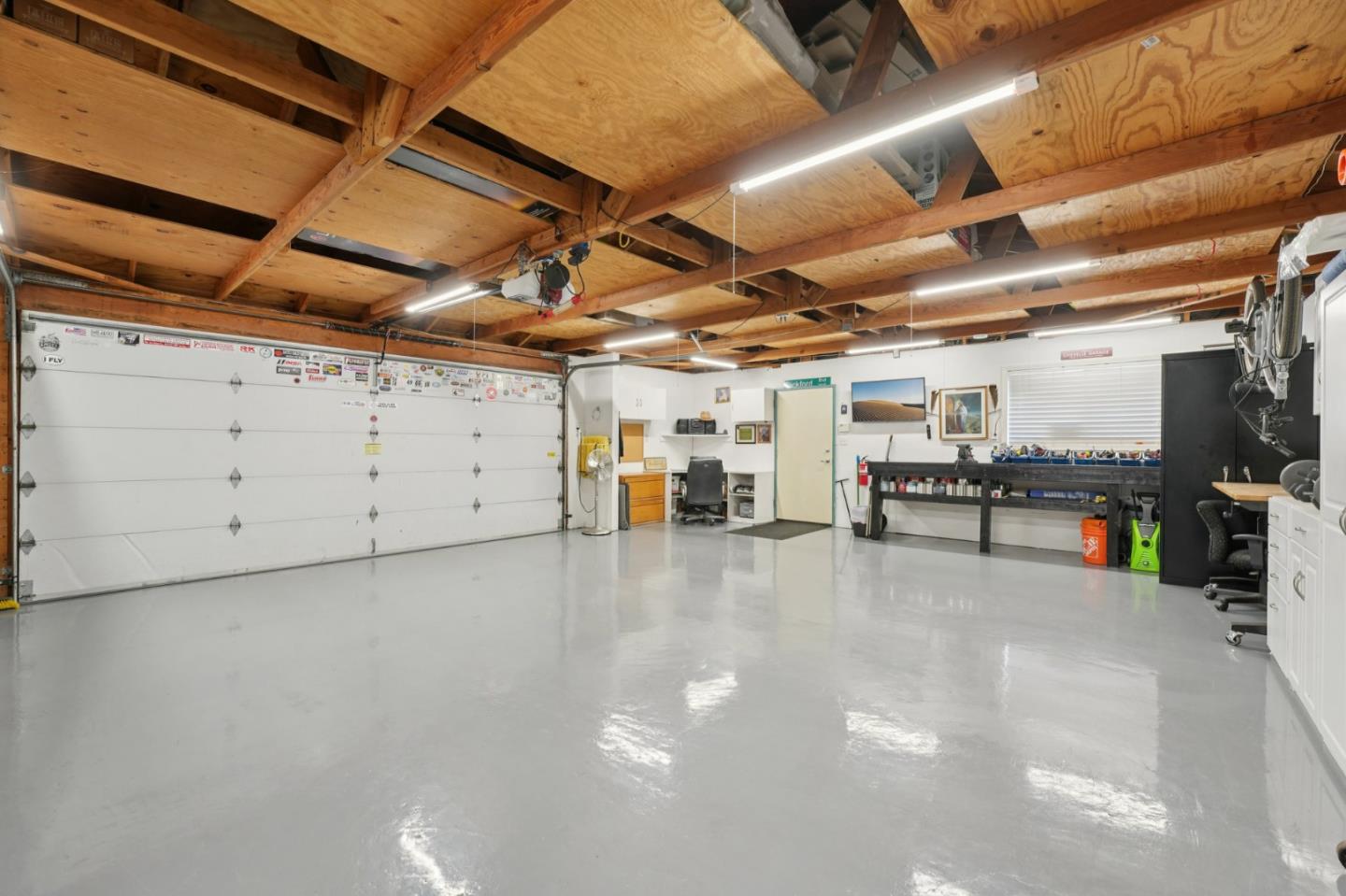 2930 Silverland Court