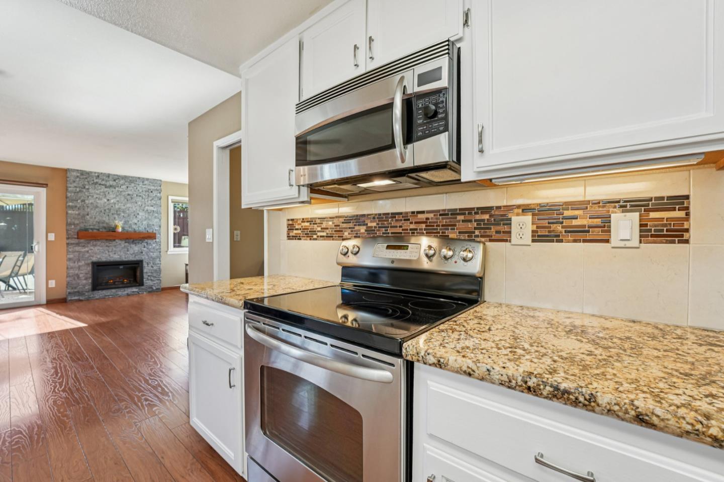 2930 Silverland Court