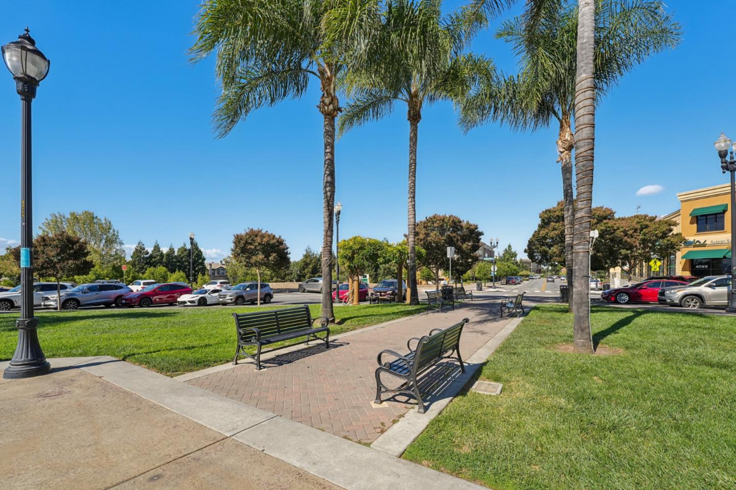 2930 Silverland Court