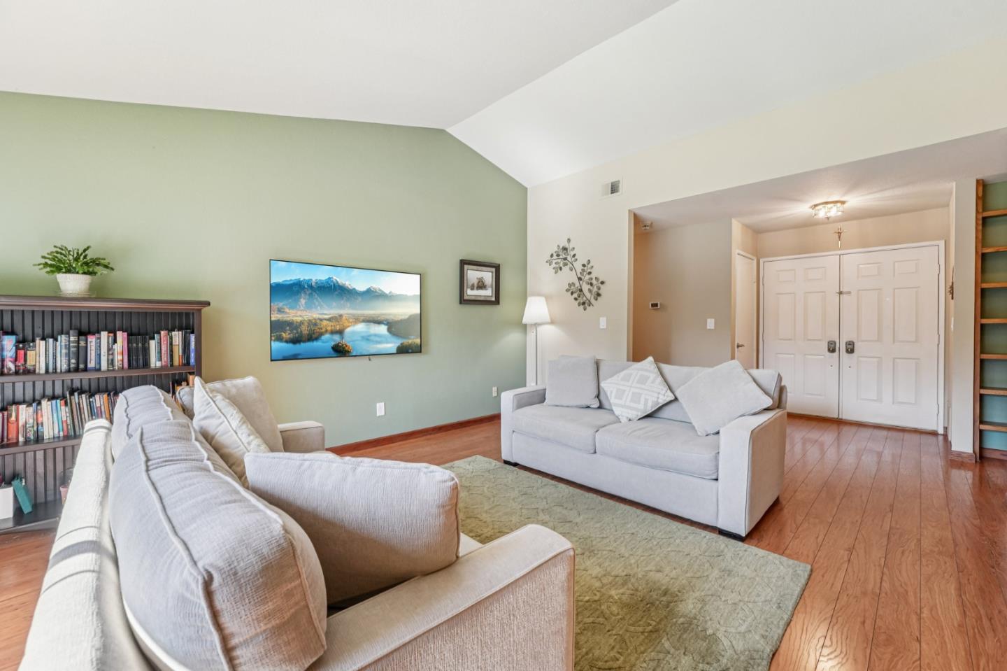 2930 Silverland Court