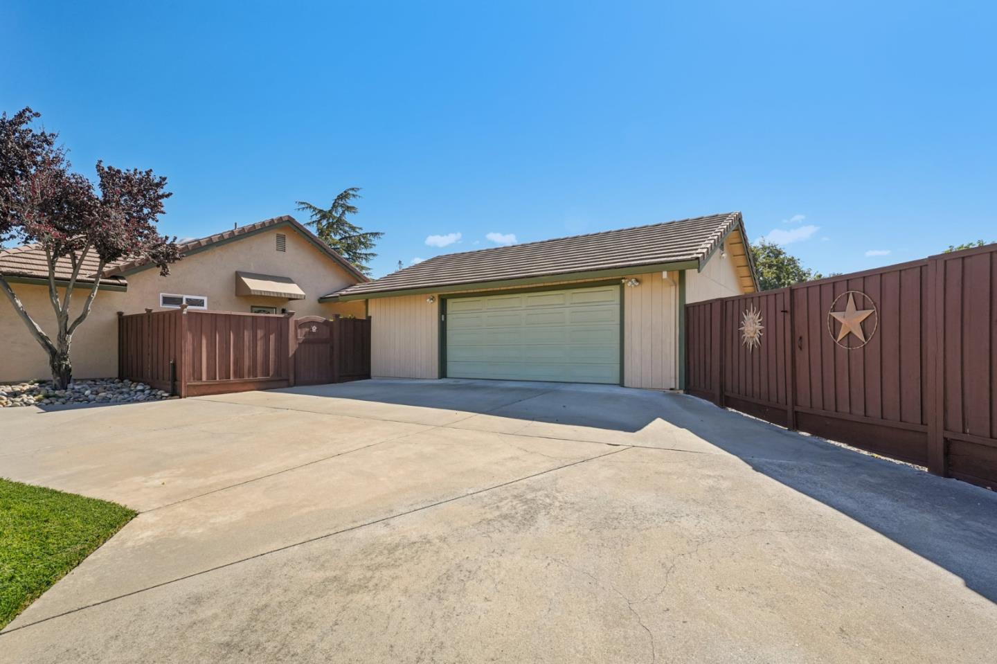 2930 Silverland Court