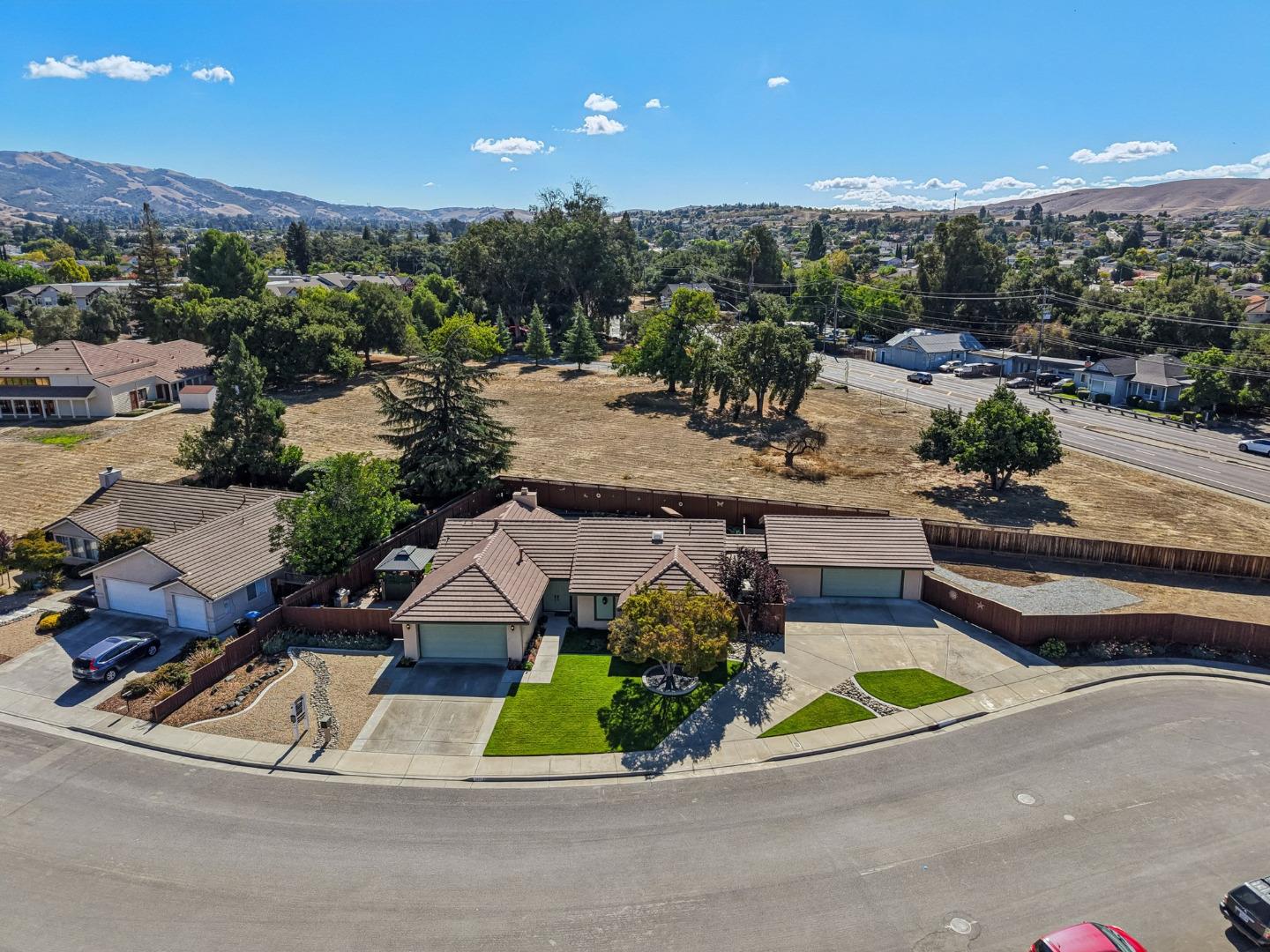 2930 Silverland Court