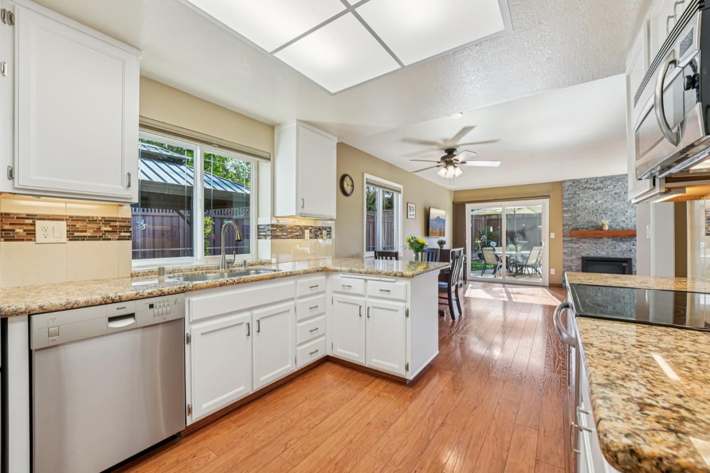 2930 Silverland Court