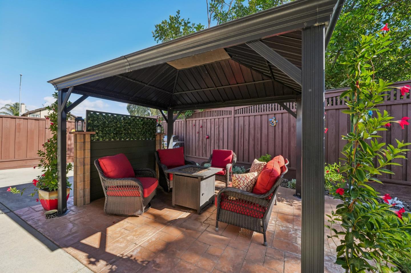 2930 Silverland Court