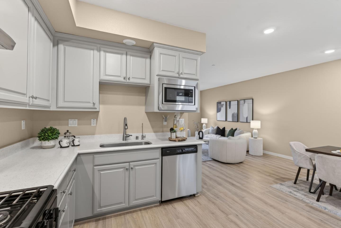 1860 Midnight Circle