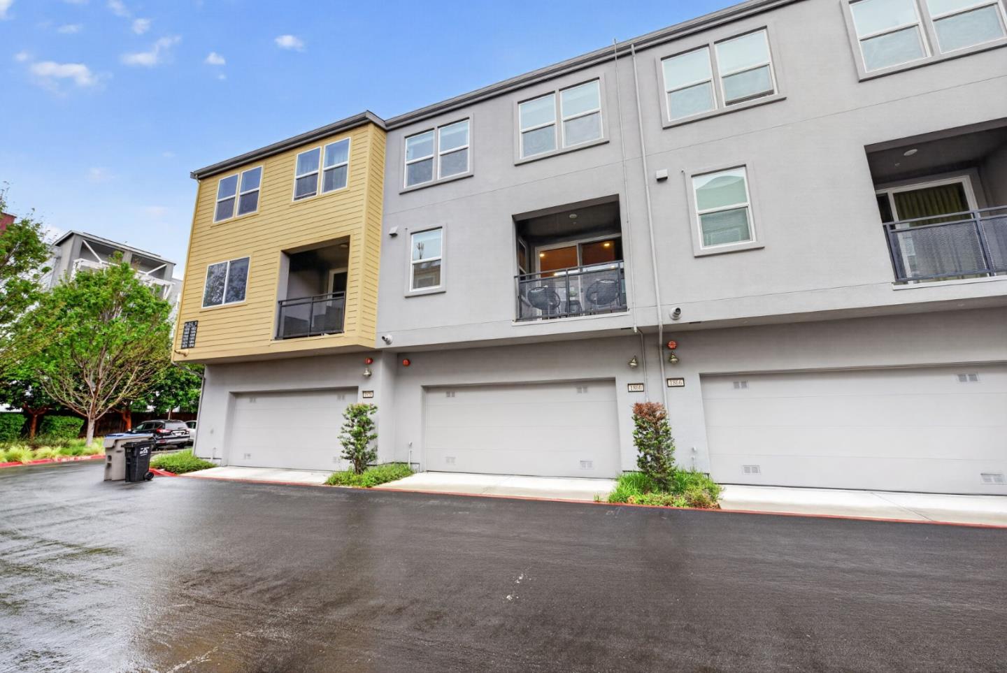 1860 Midnight Circle