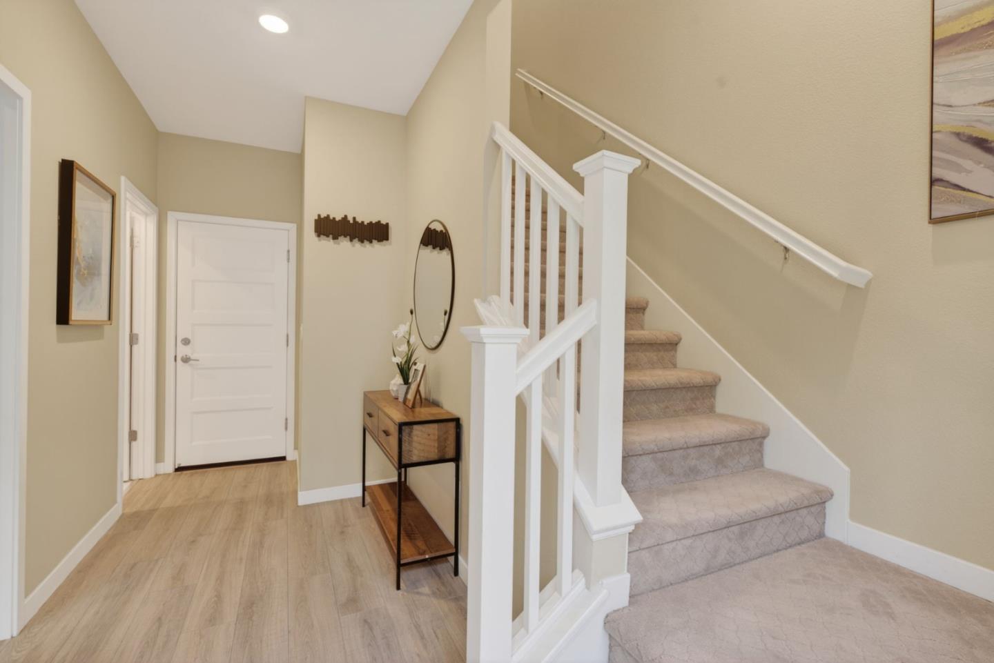 1860 Midnight Circle