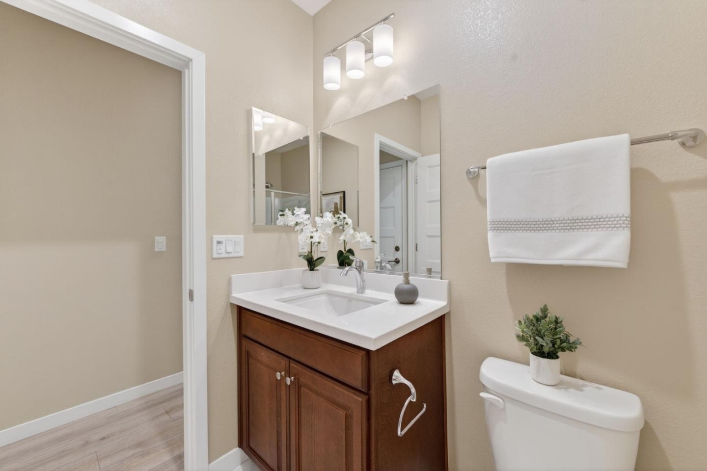 1860 Midnight Circle