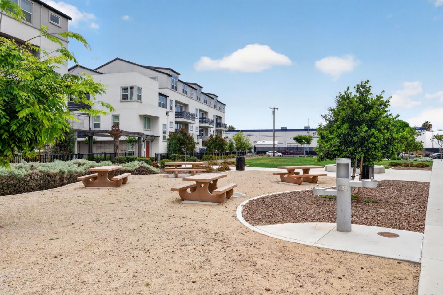 1860 Midnight Circle