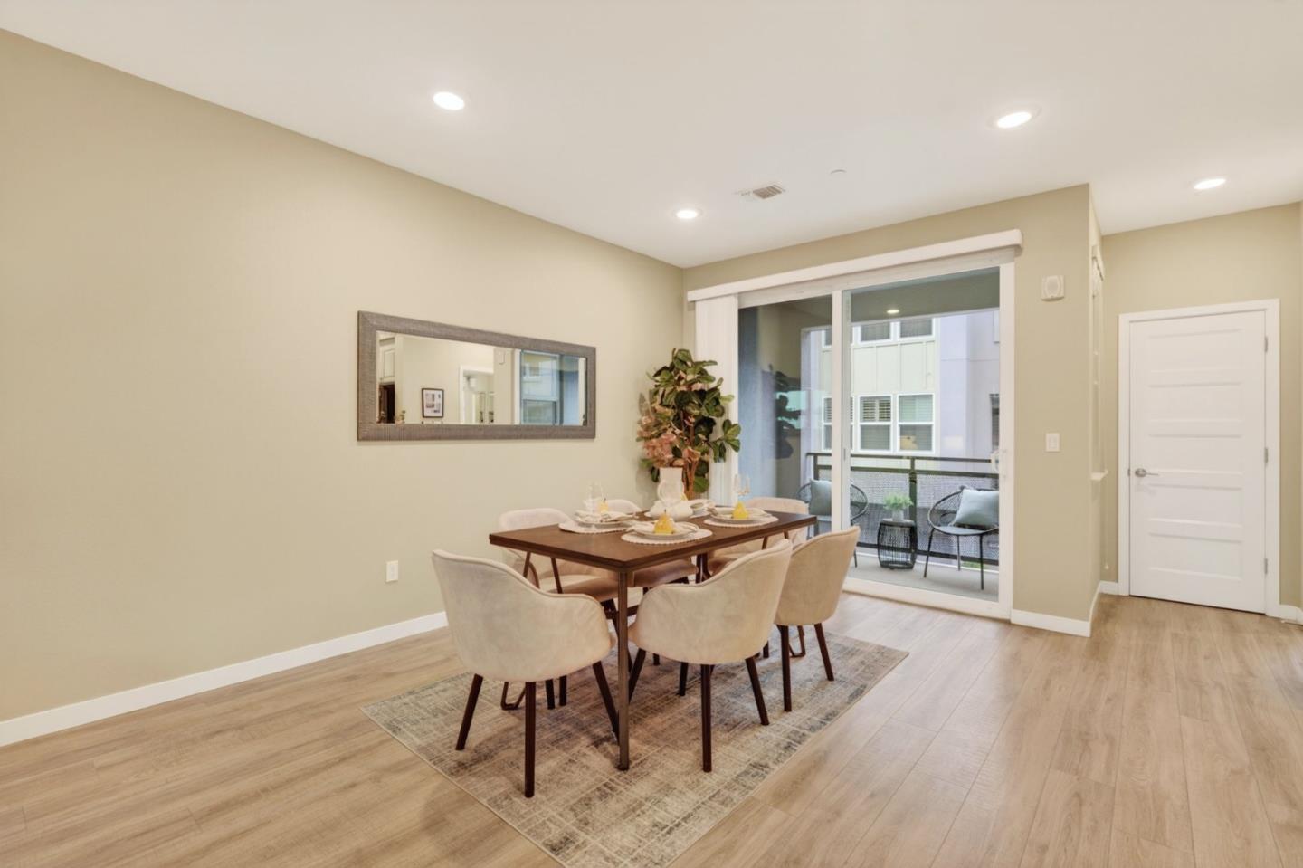 1860 Midnight Circle