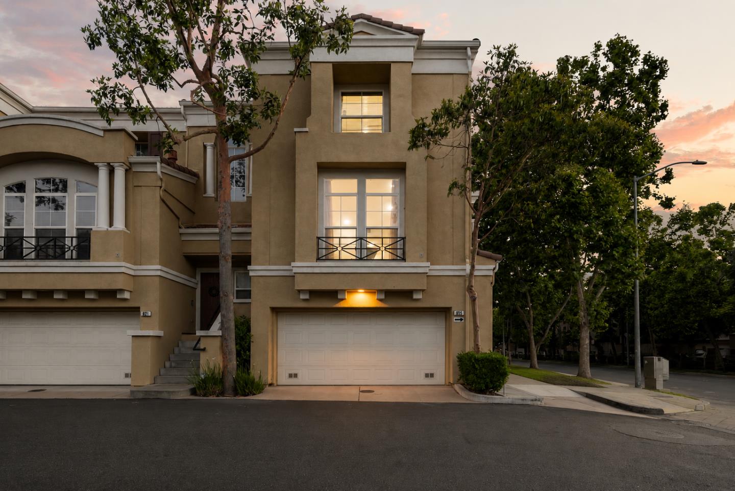 815 Towne Drive