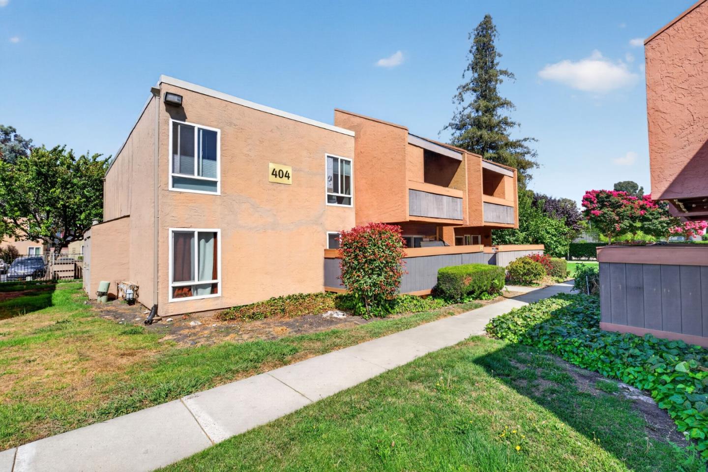 404 Dempsey RD 207
