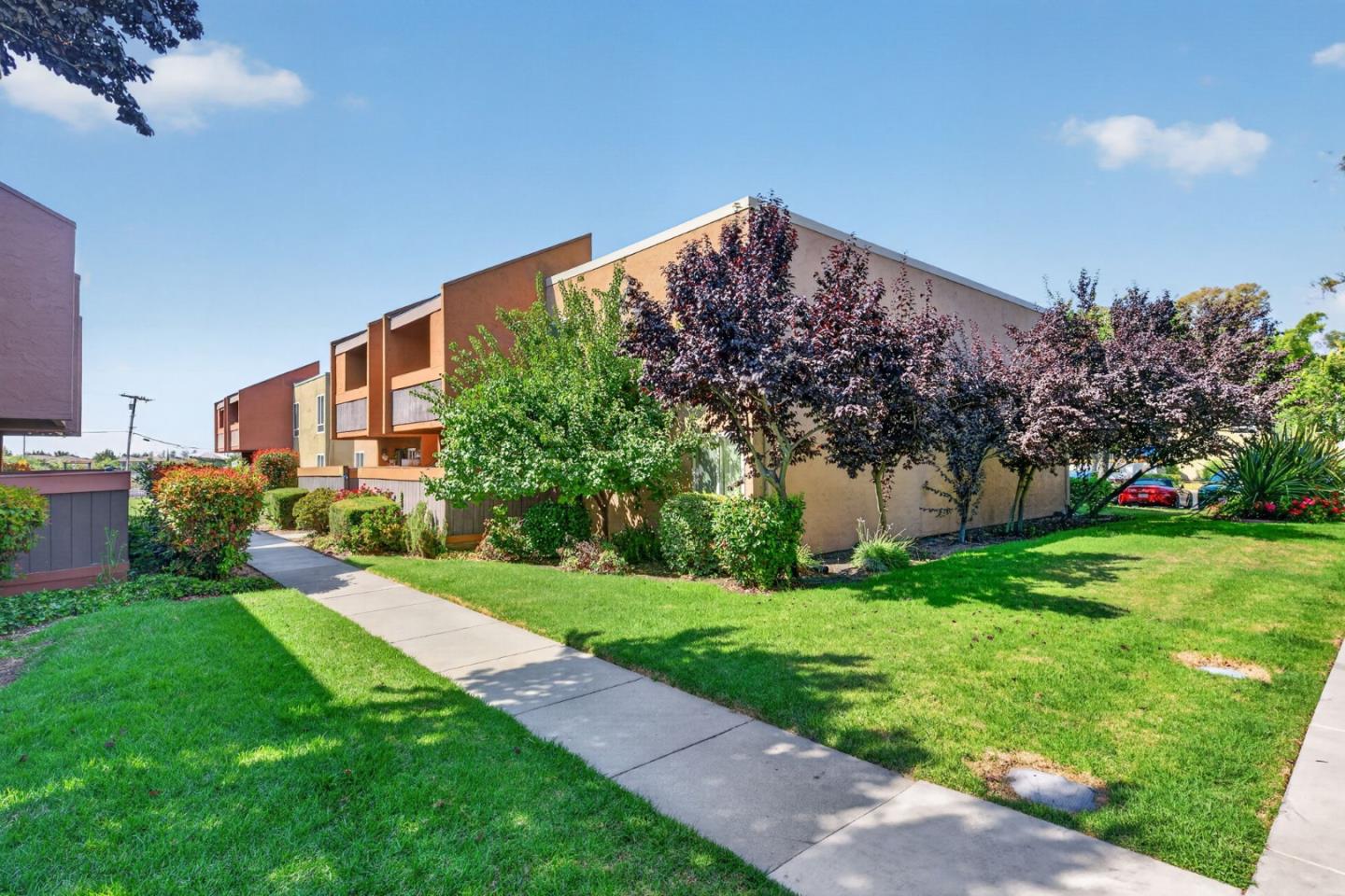404 Dempsey RD 207