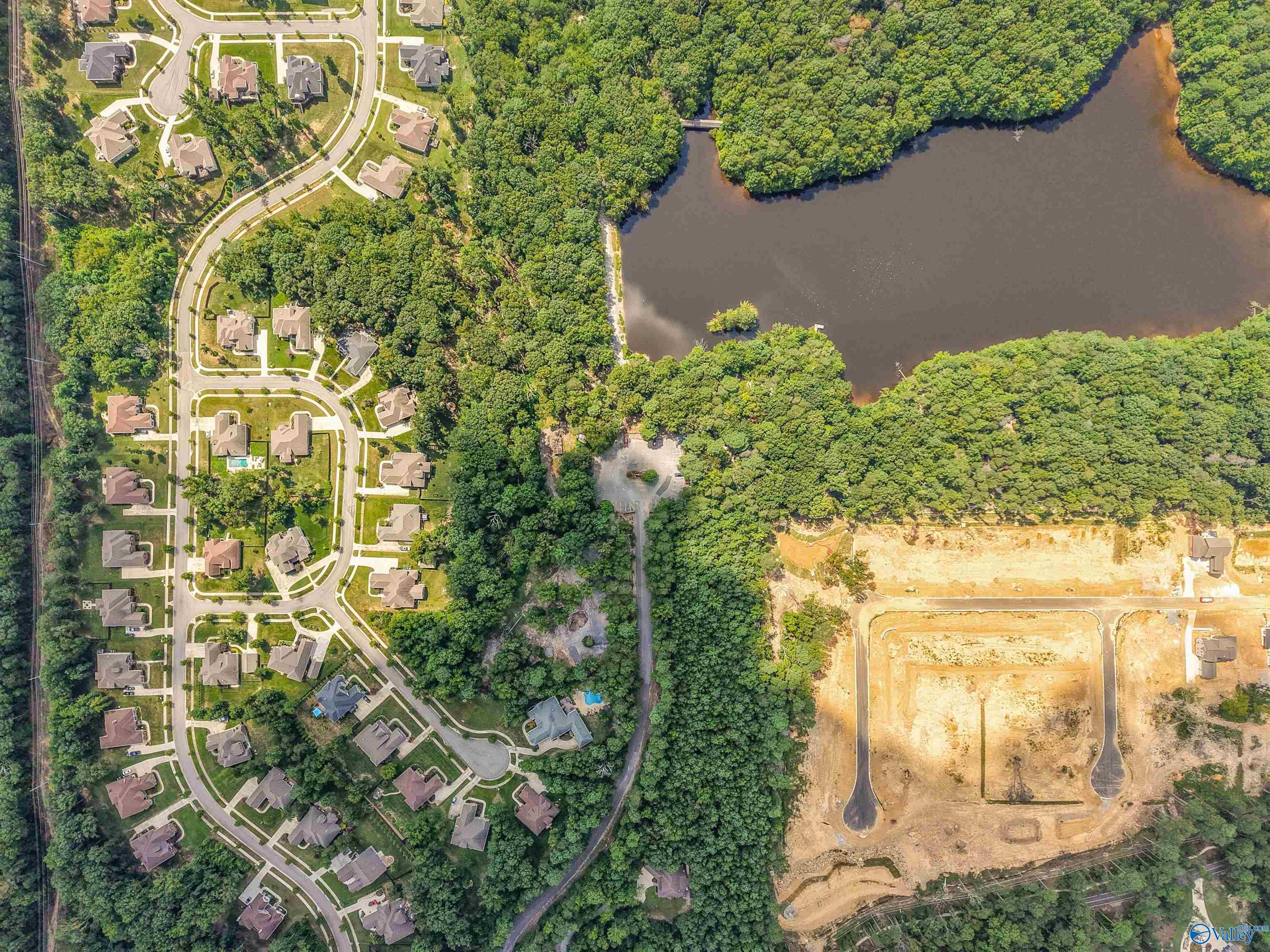 10 Natures Loop Road SE