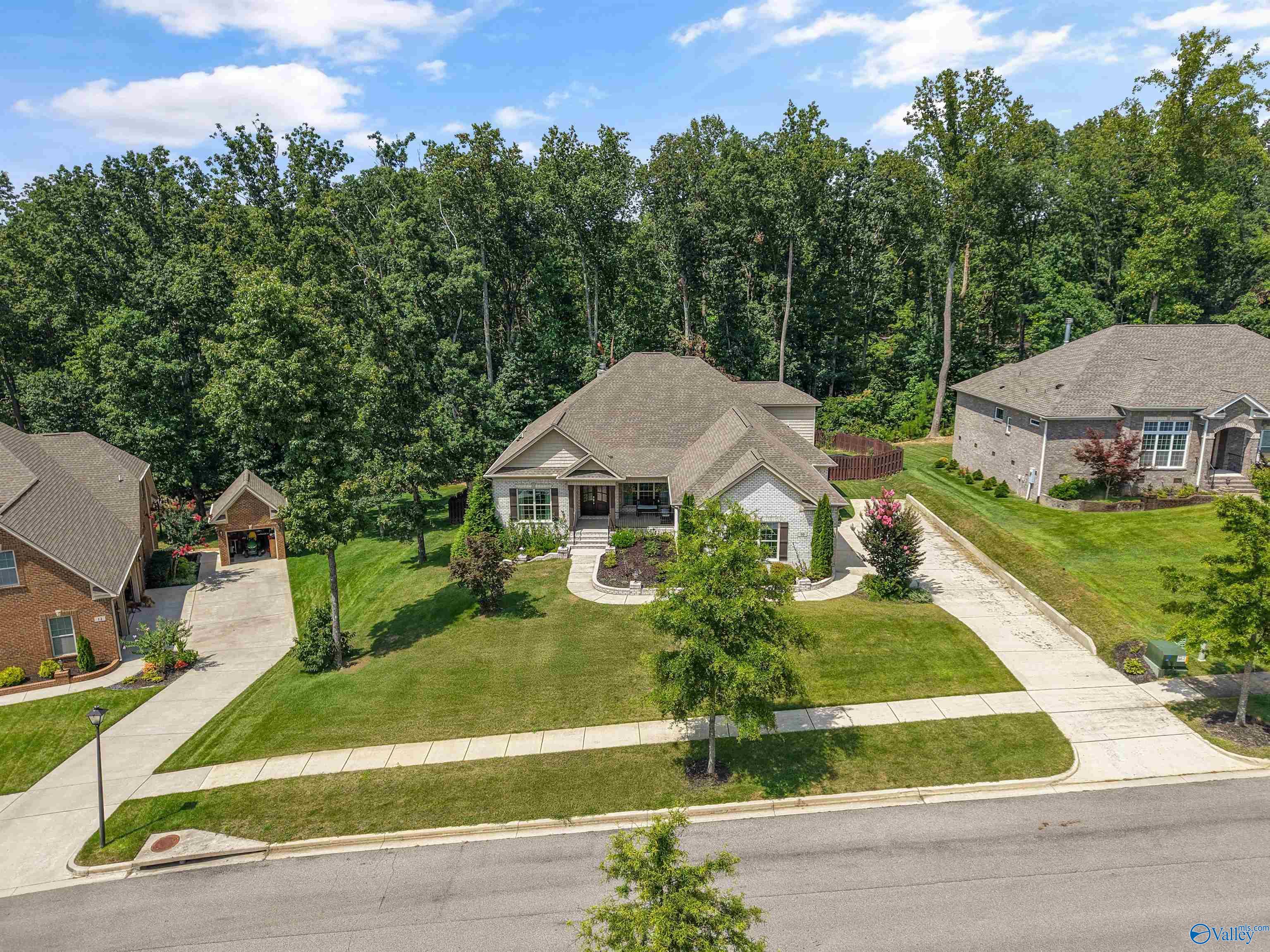 10 Natures Loop Road SE