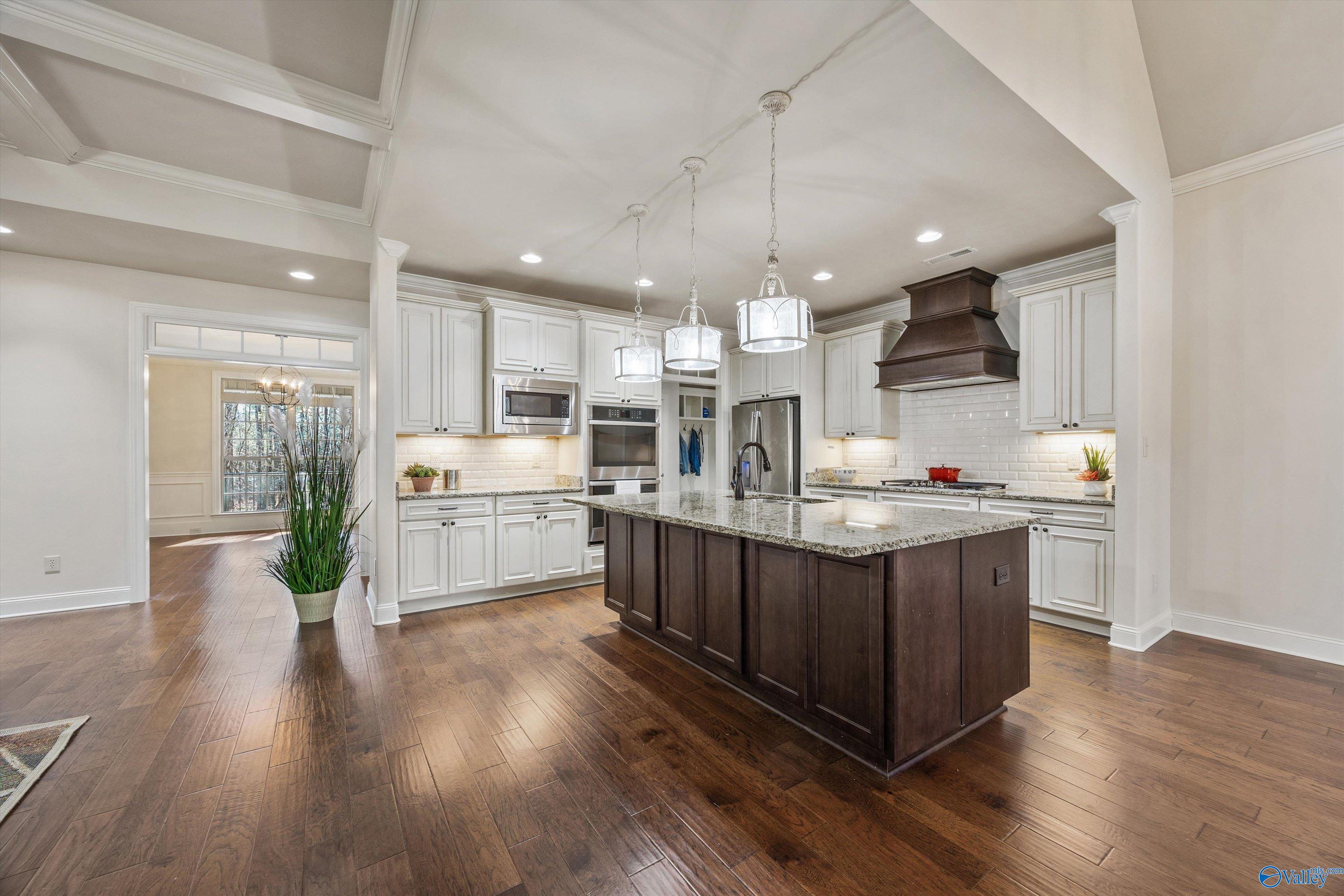 13390 S Shawdee Road