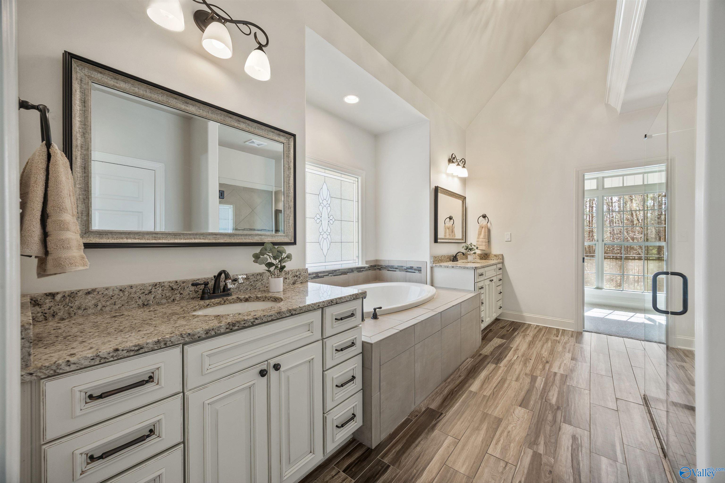 13390 S Shawdee Road