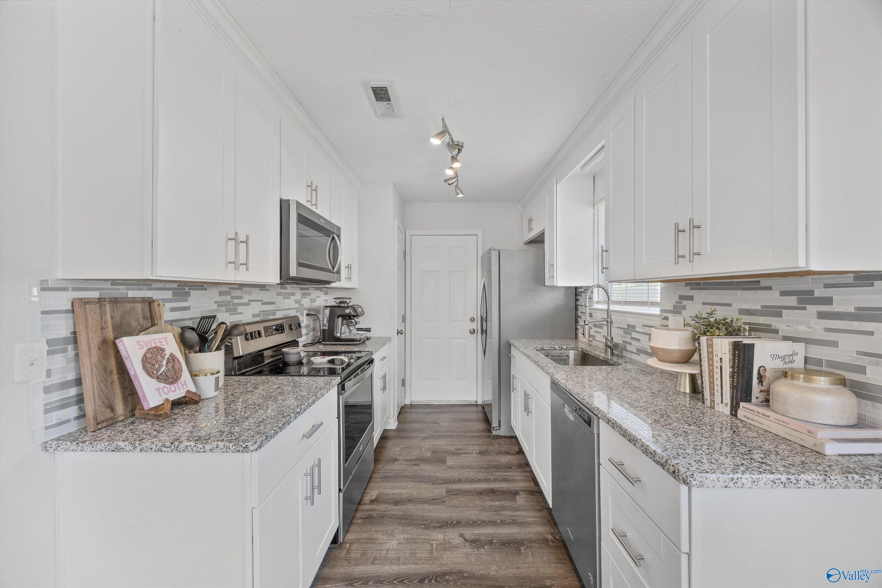 14003 Whitecastle Court SW