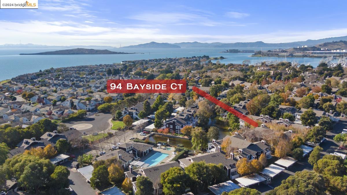 94 Bayside Ct