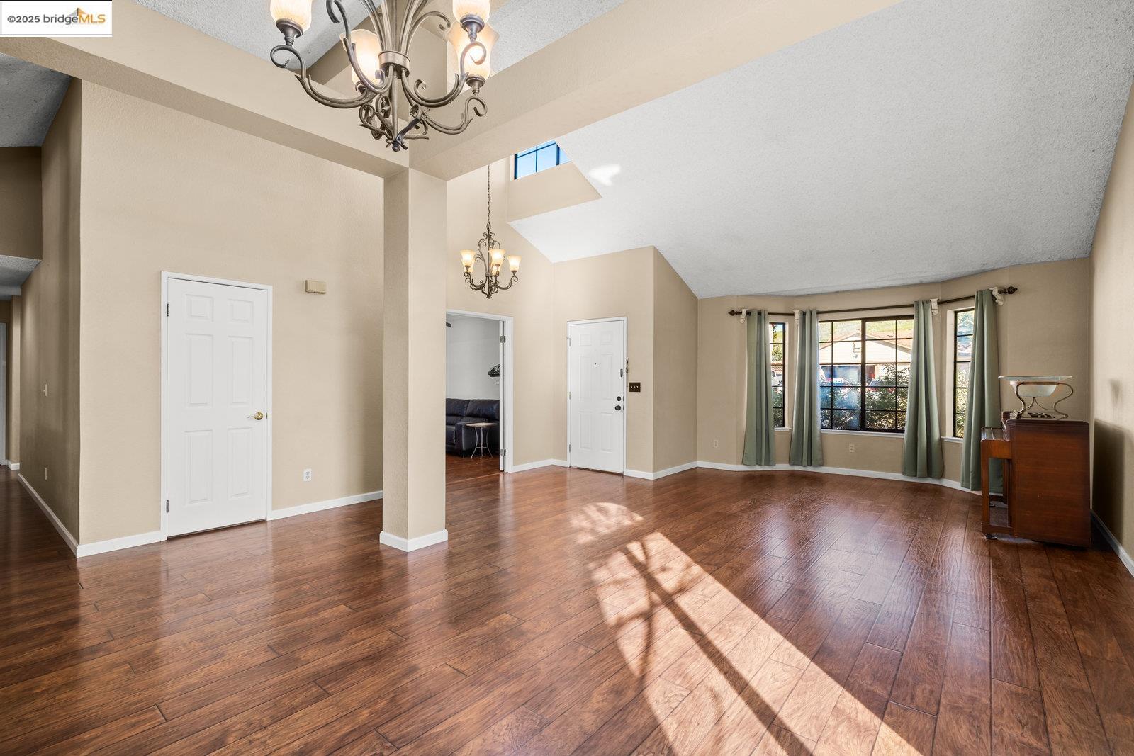 2920 Bellflower Dr