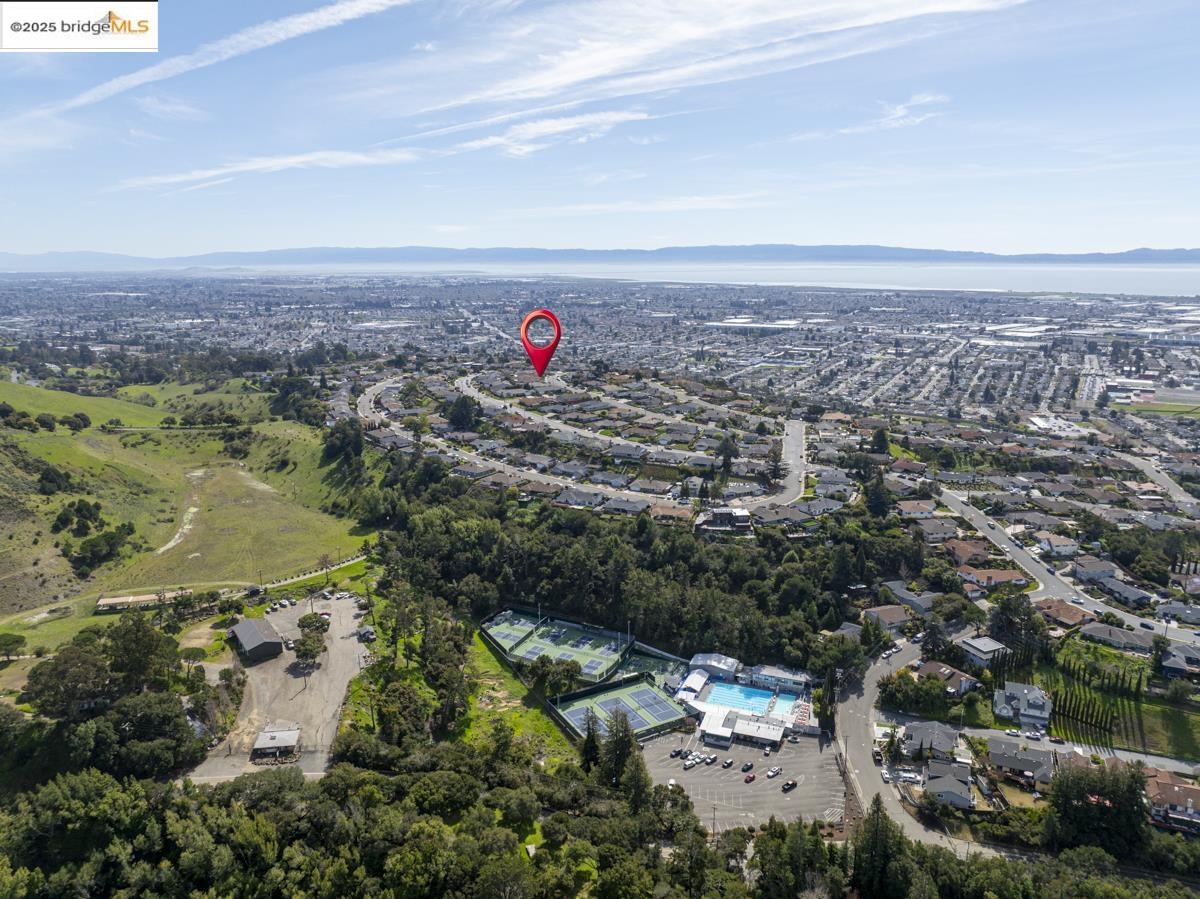2436 Harborview Dr