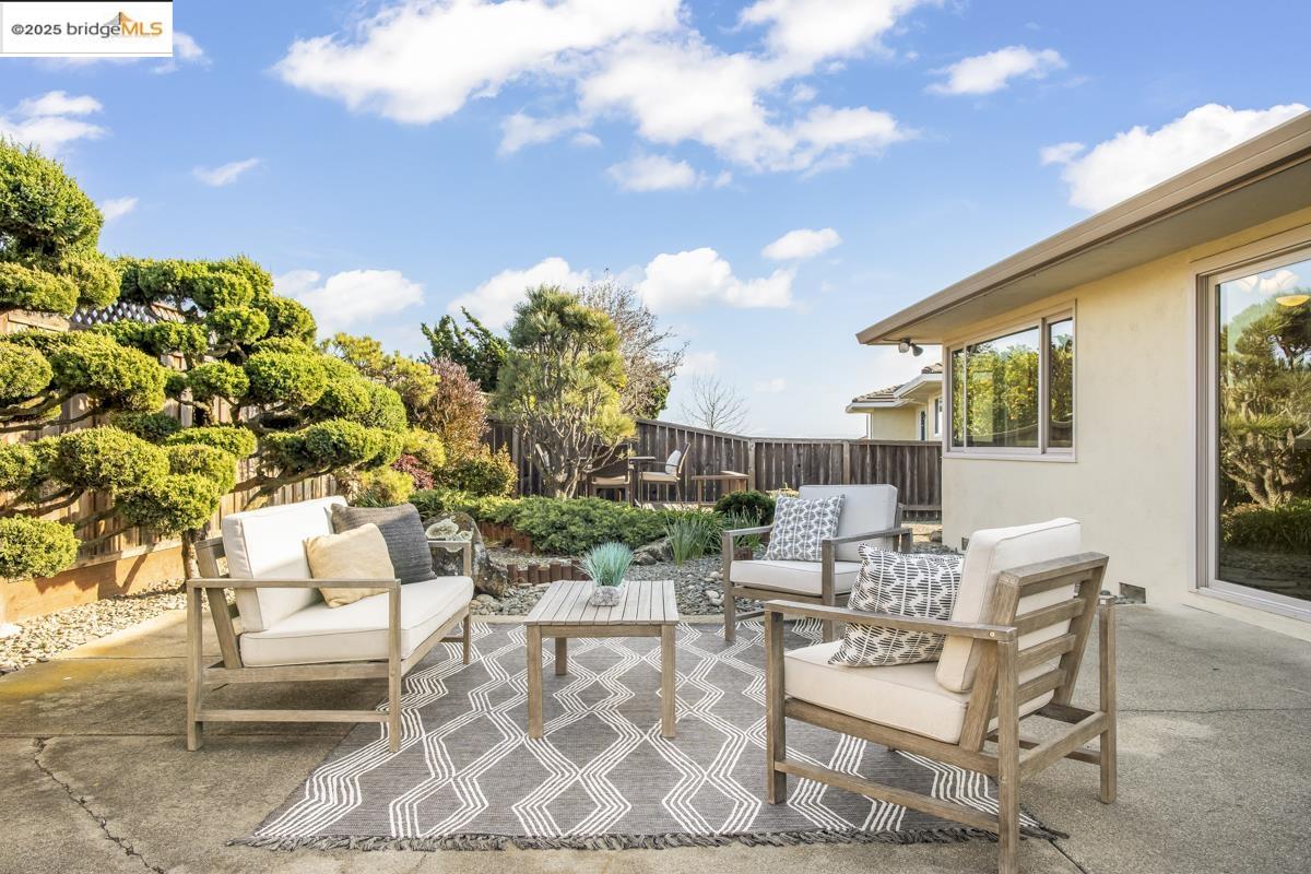 2436 Harborview Dr