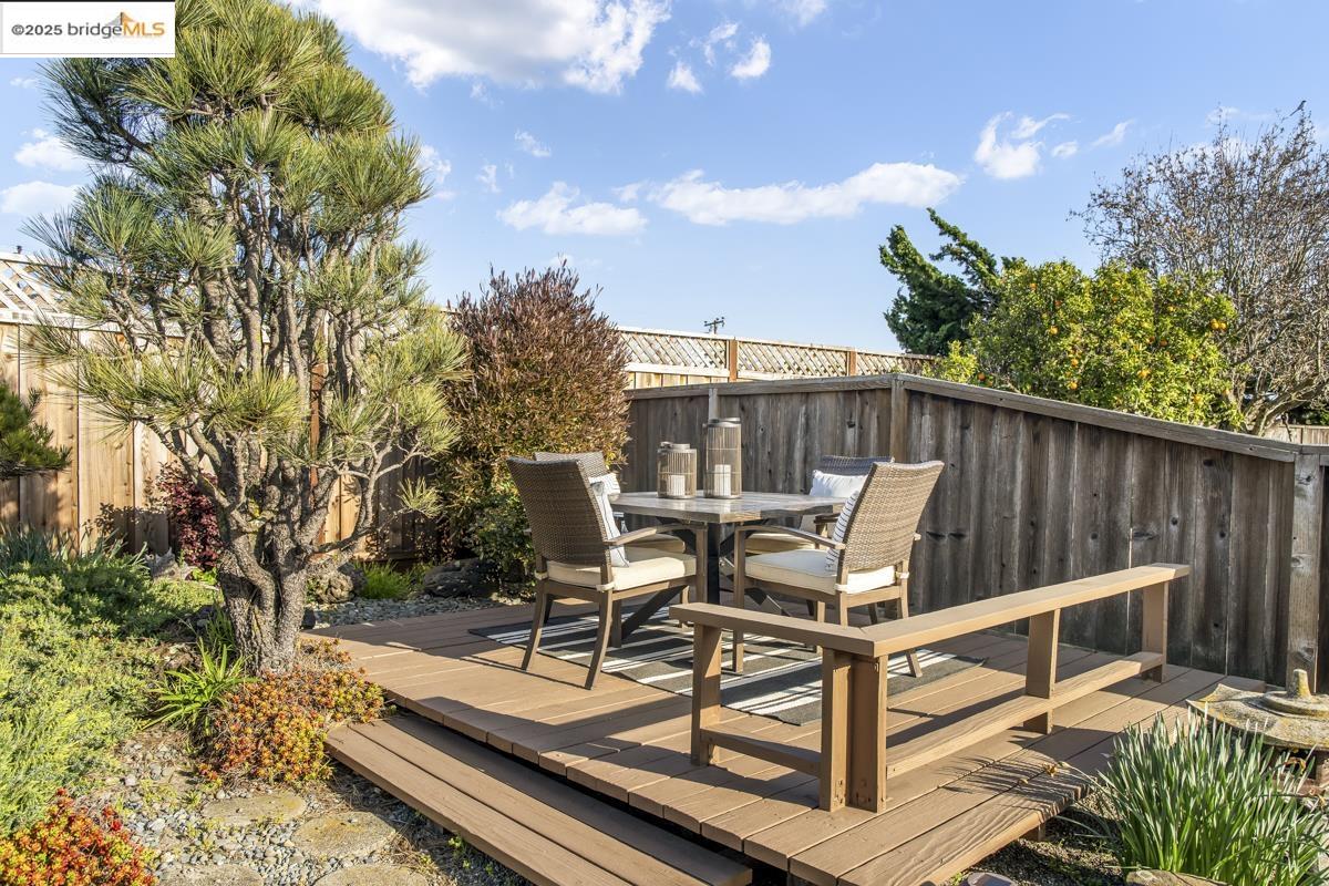 2436 Harborview Dr