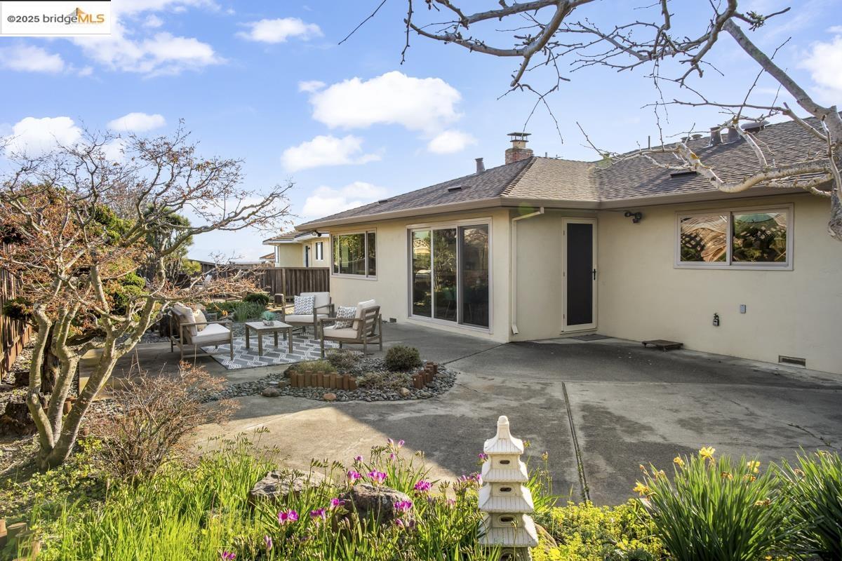 2436 Harborview Dr