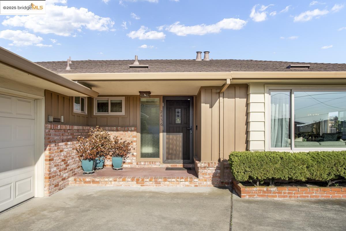 2436 Harborview Dr
