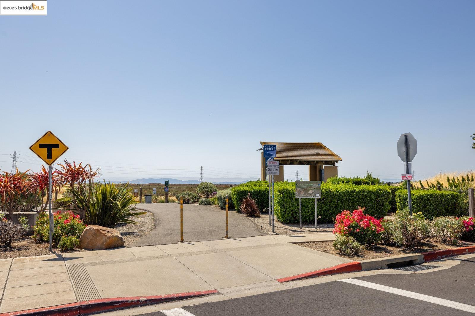 15388 Heron Dr