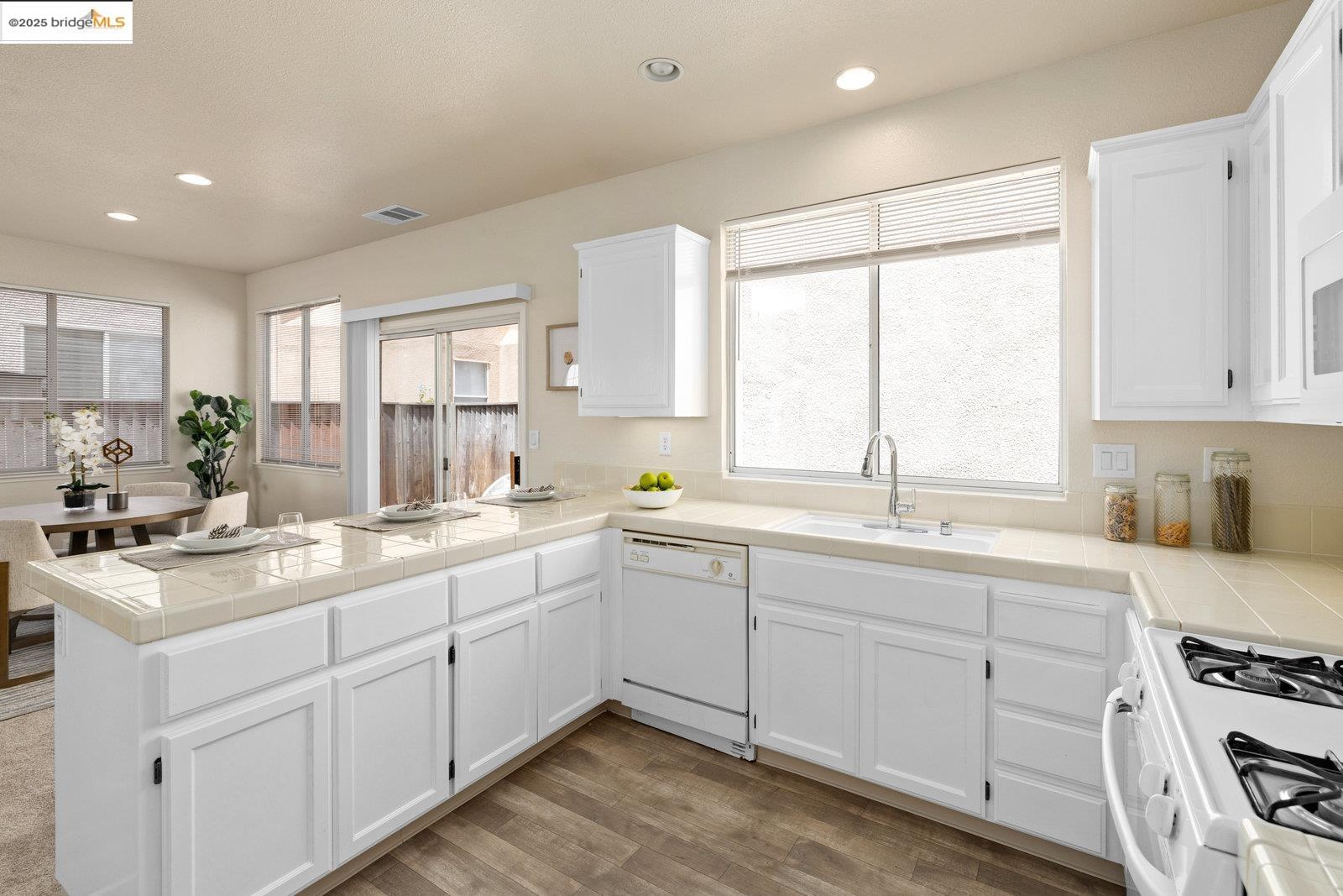 15388 Heron Dr