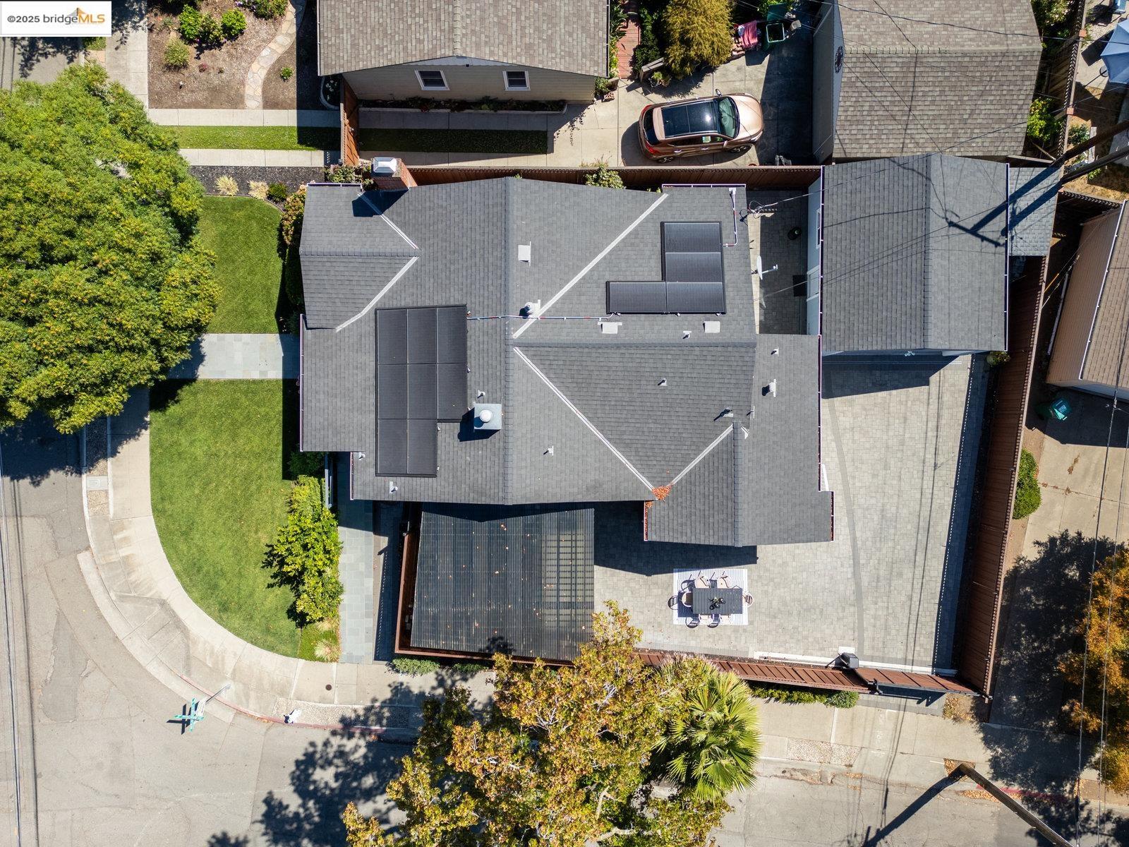 100 Covington St