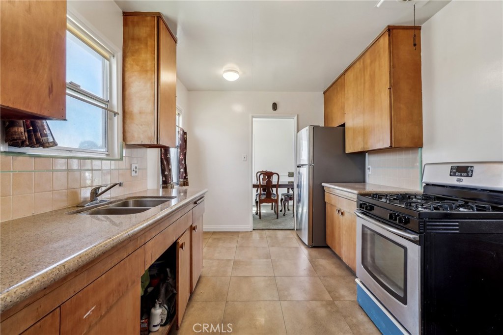 1303 W 146th Street