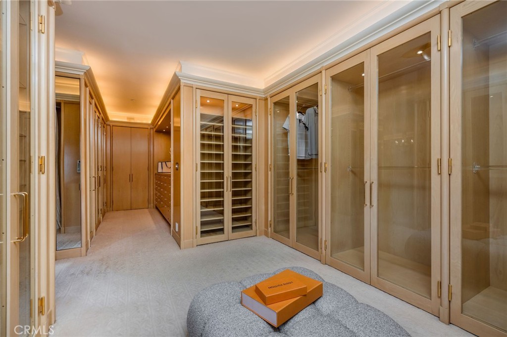 1129 Via Mirabel