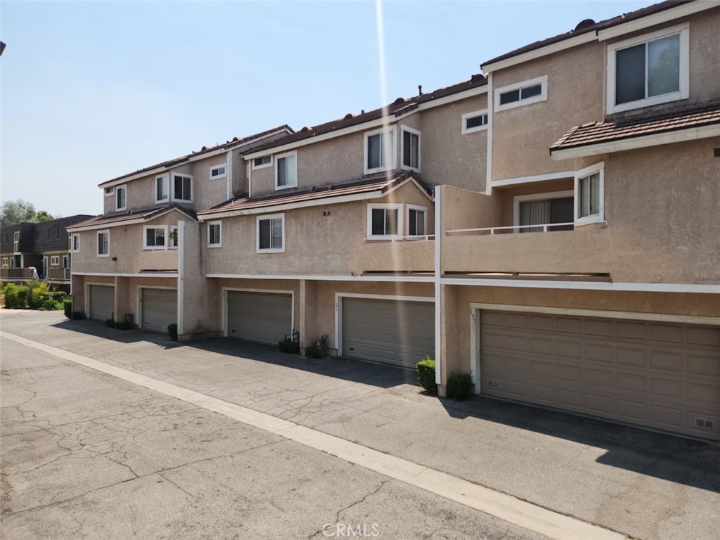 1985 Glenoaks Boulevard 139