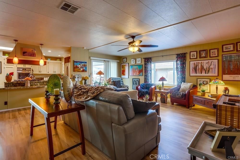 1486 Puritan Way