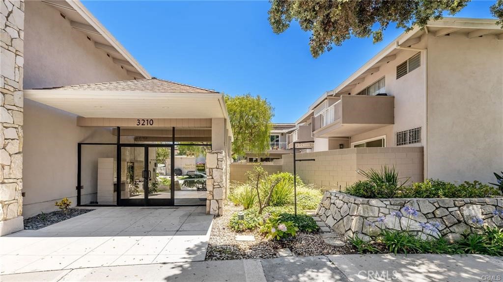 3210 Merrill 23