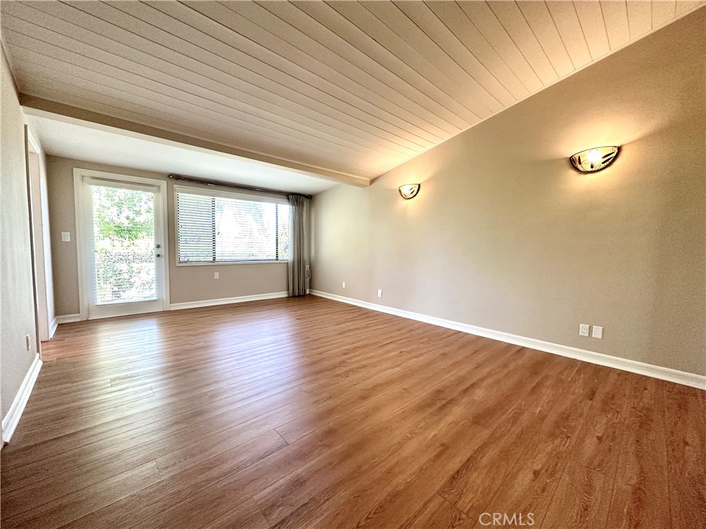 1316 Granvia Altamira