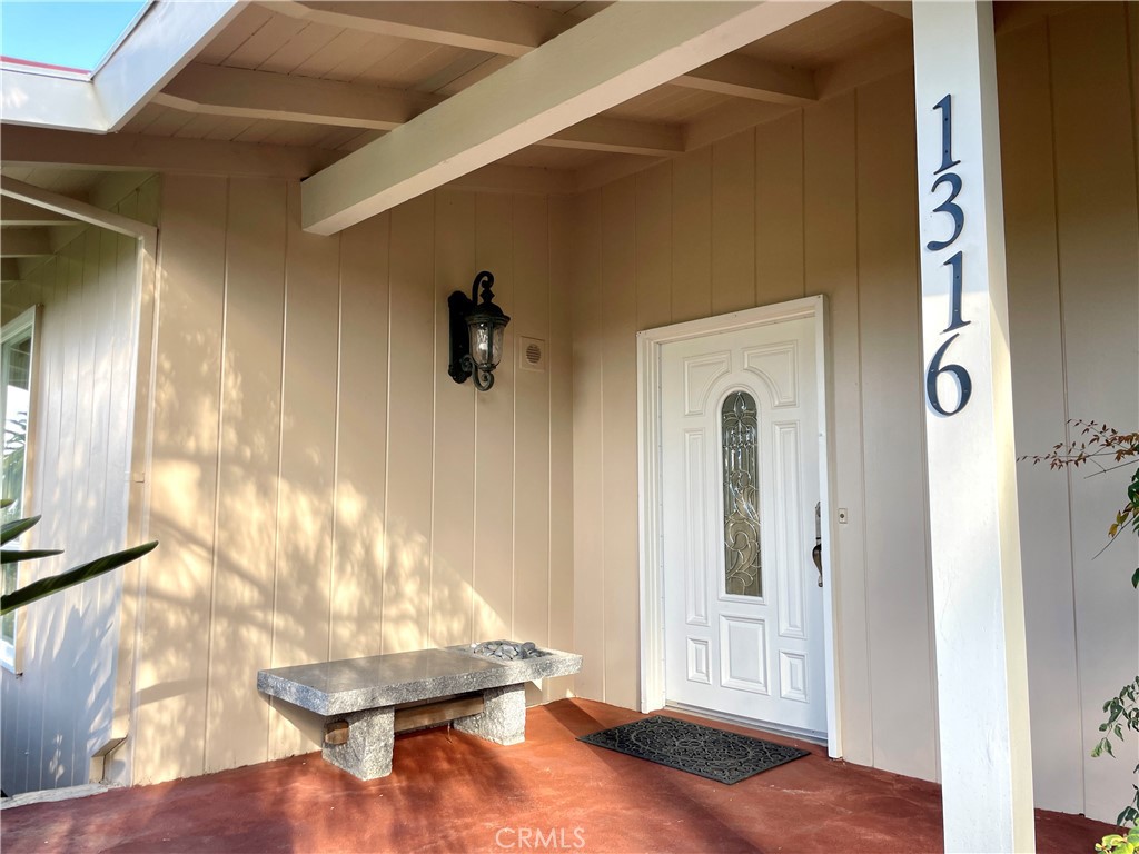 1316 Granvia Altamira