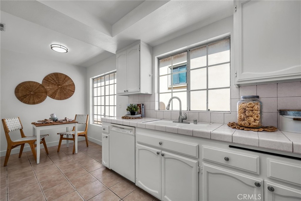 1731 Spreckels