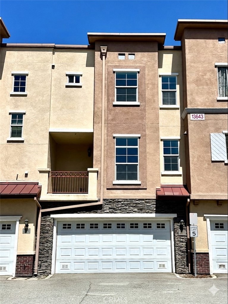 13643 Foster Avenue 2