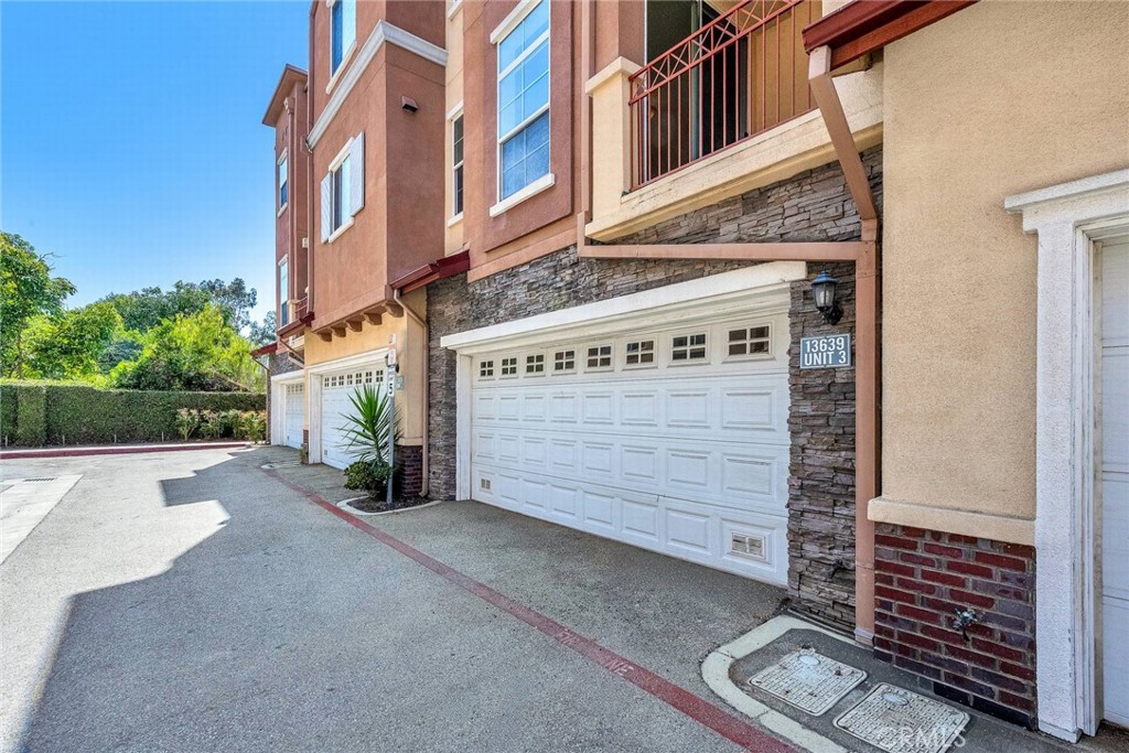 13639 Foster 3