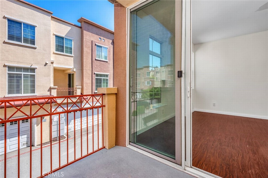 13639 Foster 3
