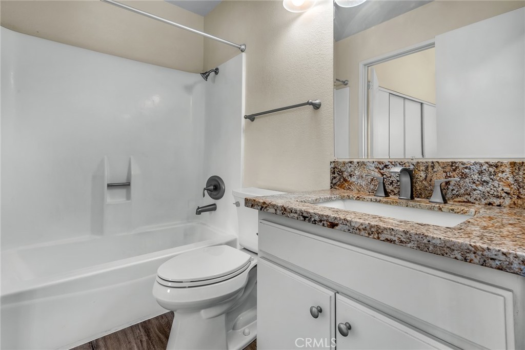 13701 Hubbard Street 18