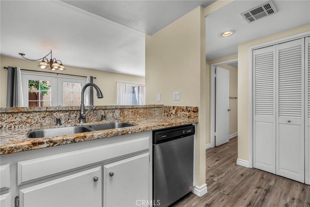 13701 Hubbard Street 18