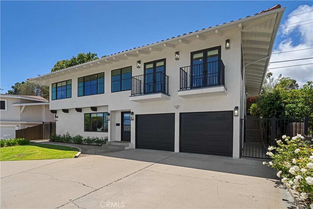 29411 N Enrose