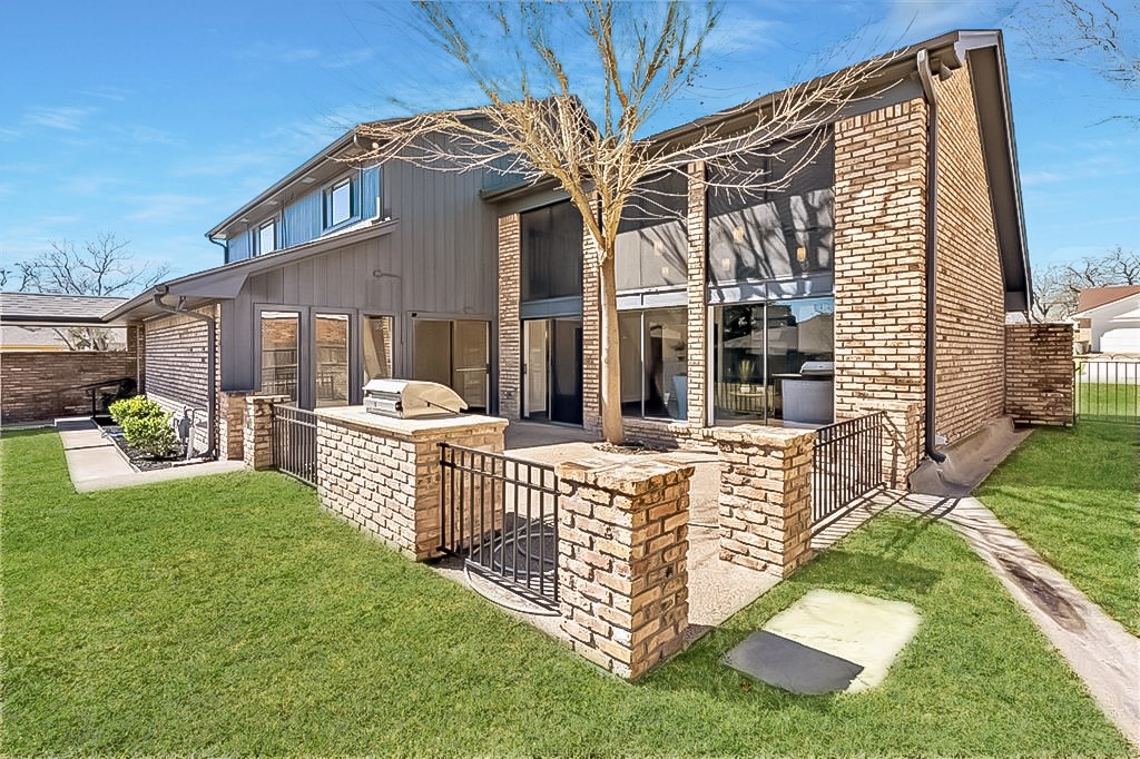3705 Old Oaks Drive