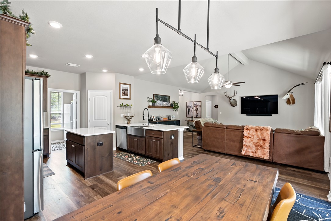 4212 County Road 310