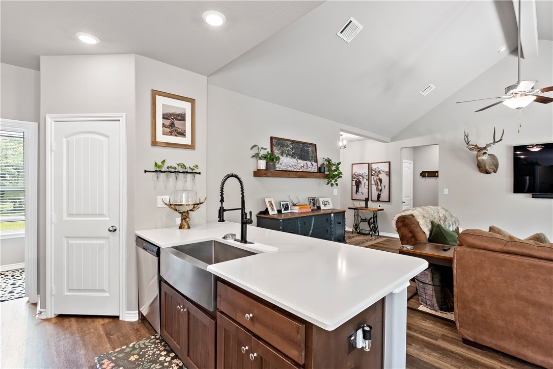 4212 County Road 310