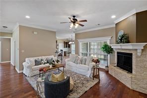 3703 Park Crest Drive